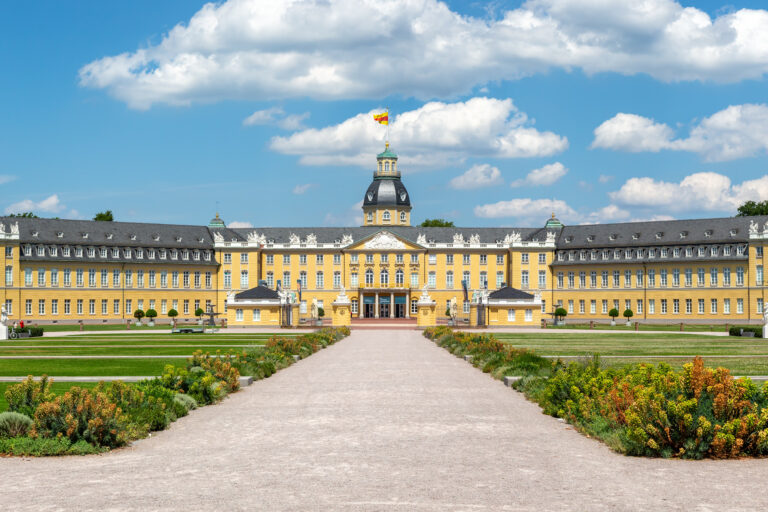 Rechtsanwalt-Markenrecht-fuer-Karlsruhe-Mobile